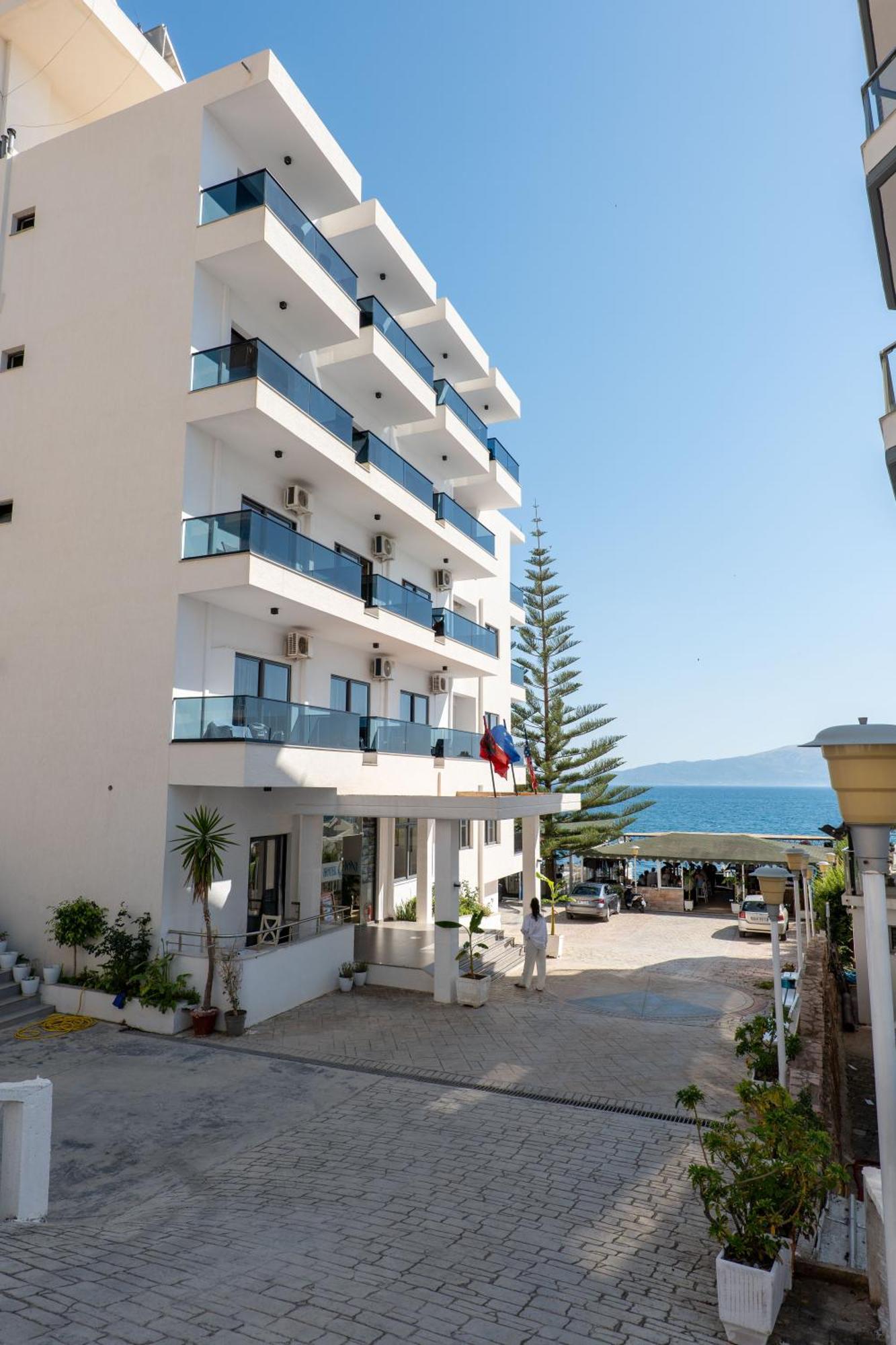 Hotel Kompleks Joni 3*